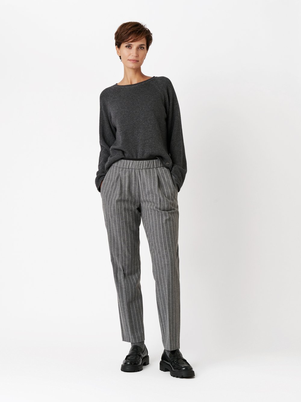Hose Sue grey Outfitansicht Hose Sue grey Outfitansicht