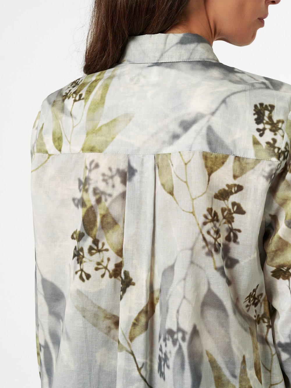 Blouse Clay nature green detail view