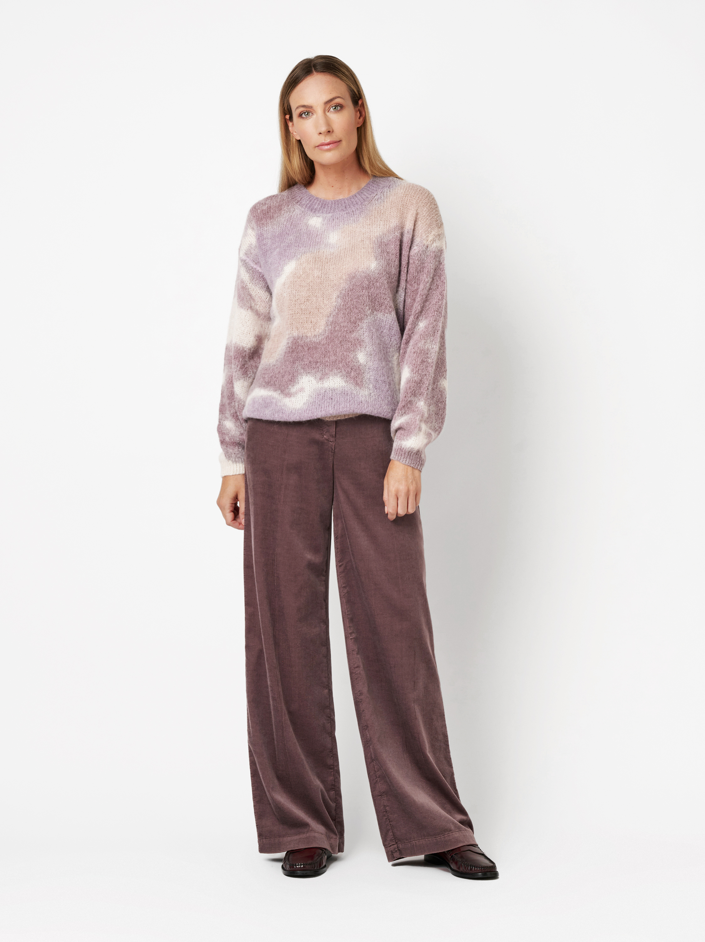 Sweater Golda mauve/offwhite outfit view Sweater Golda mauve/offwhite outfit view