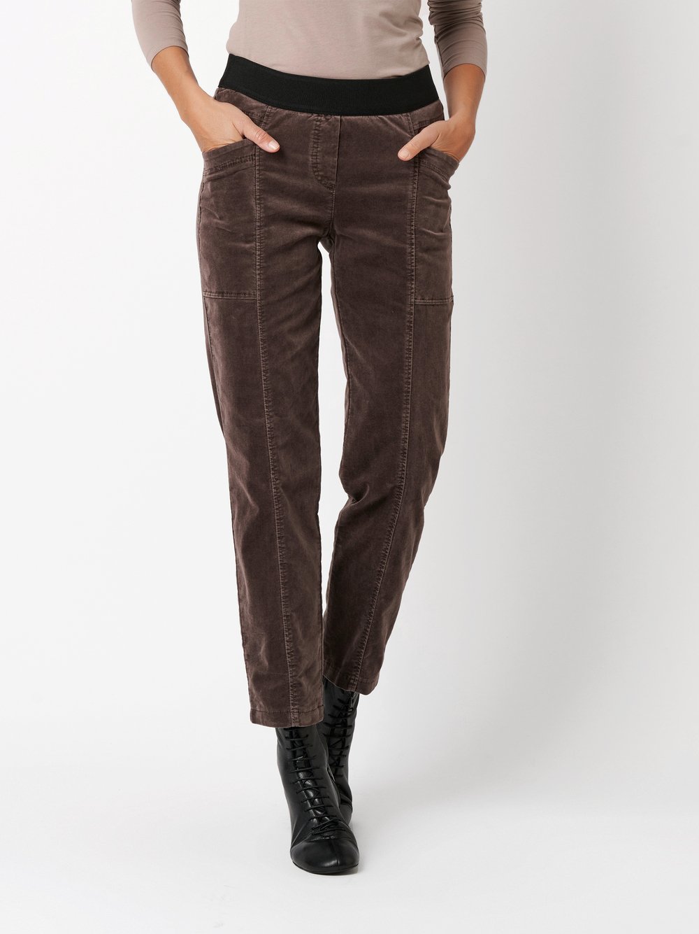 Hose Sue dark brown Vorderansicht