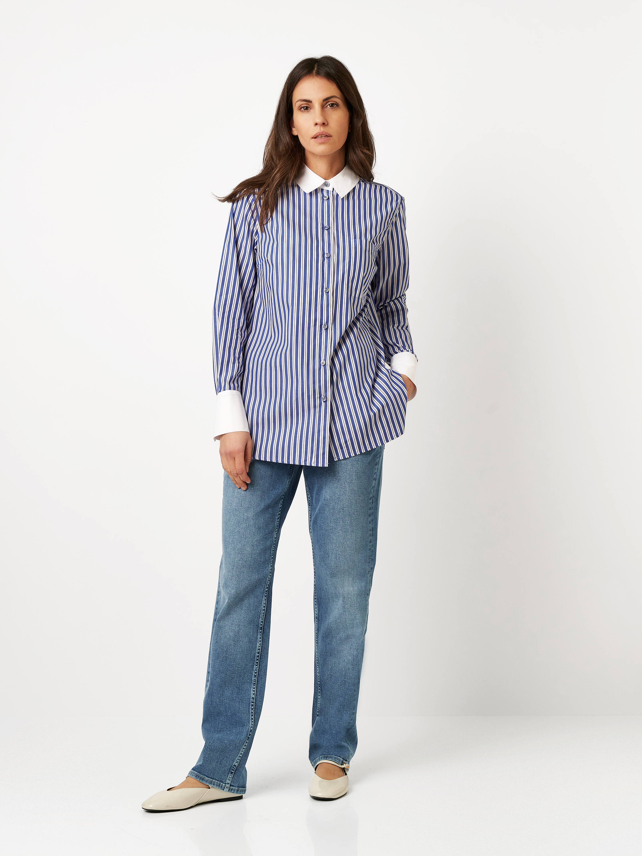 Bluse Alma blue/white Outfitansicht Bluse Alma blue/white Outfitansicht