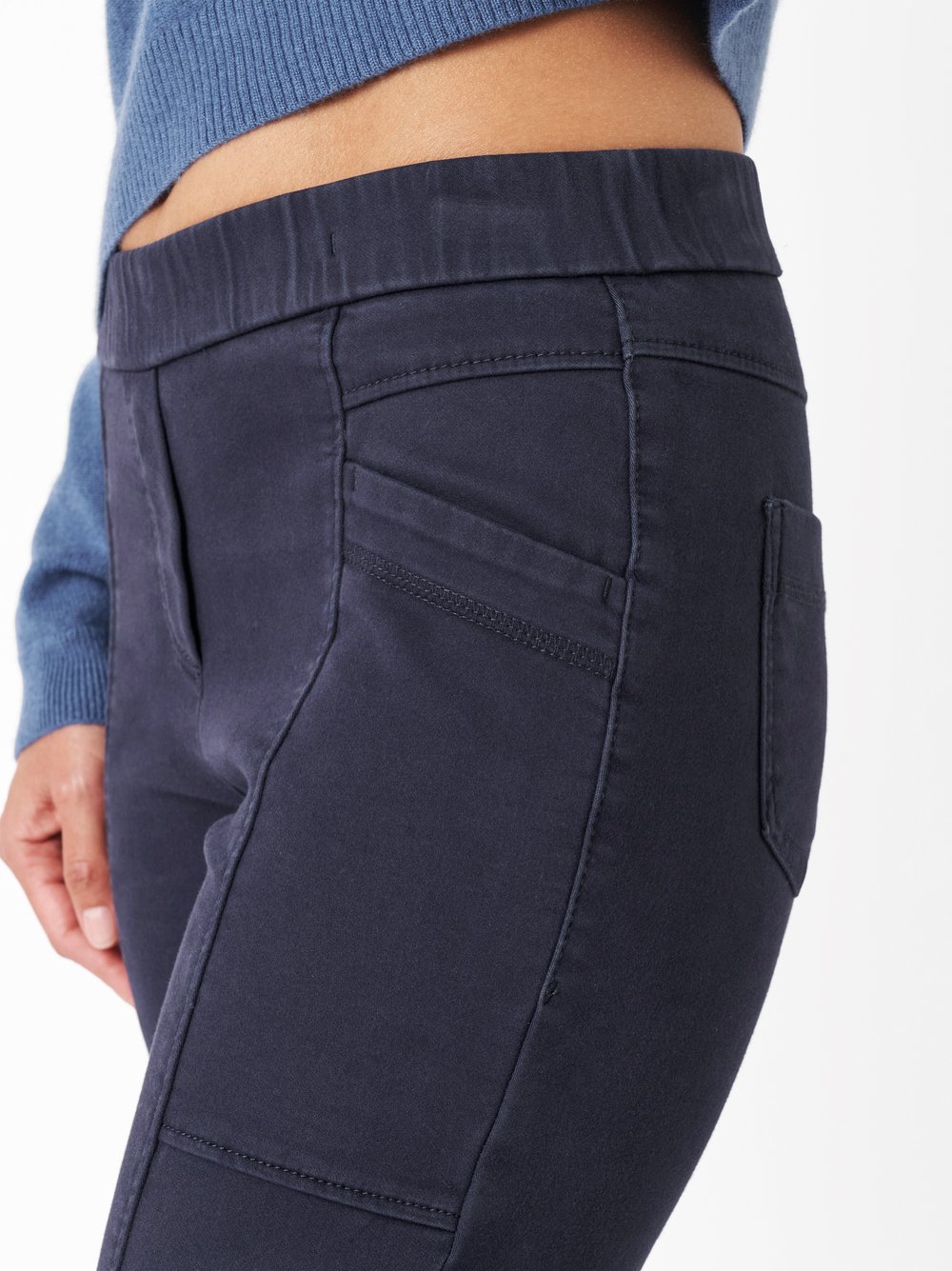Hose Sue dark blue Detailansicht