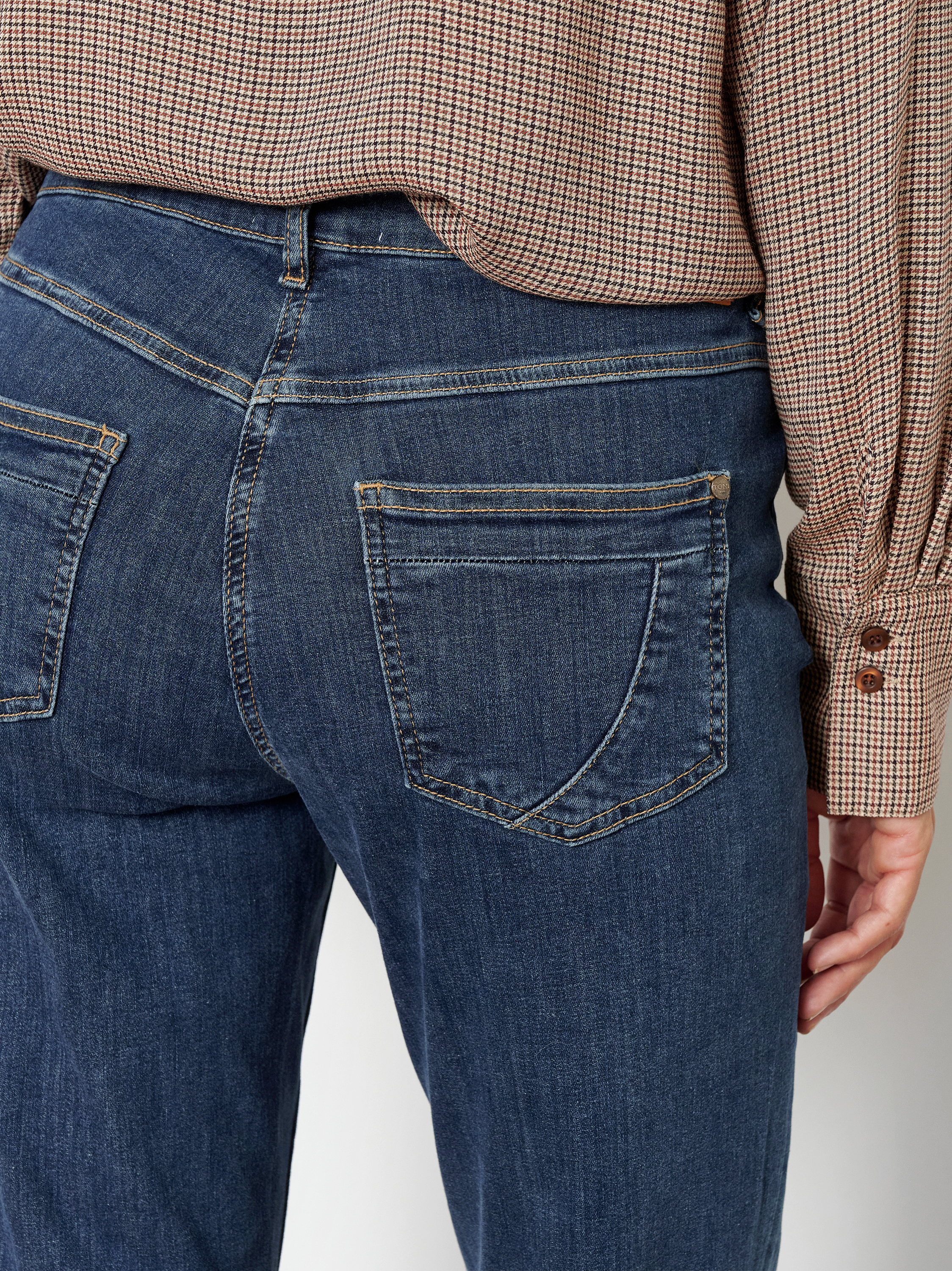 Womens jeans Honey in Dark Blue, casual stretch jeans, second detail view