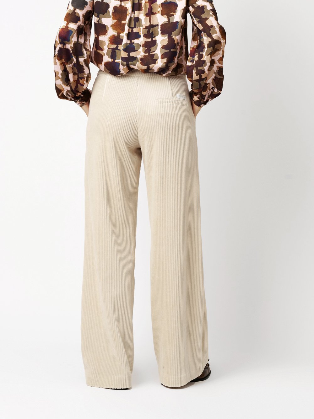 Hose Ella offwhite Rueckansicht