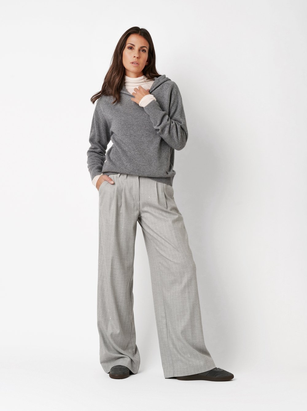 Hose Luisa light grey Outfitansicht