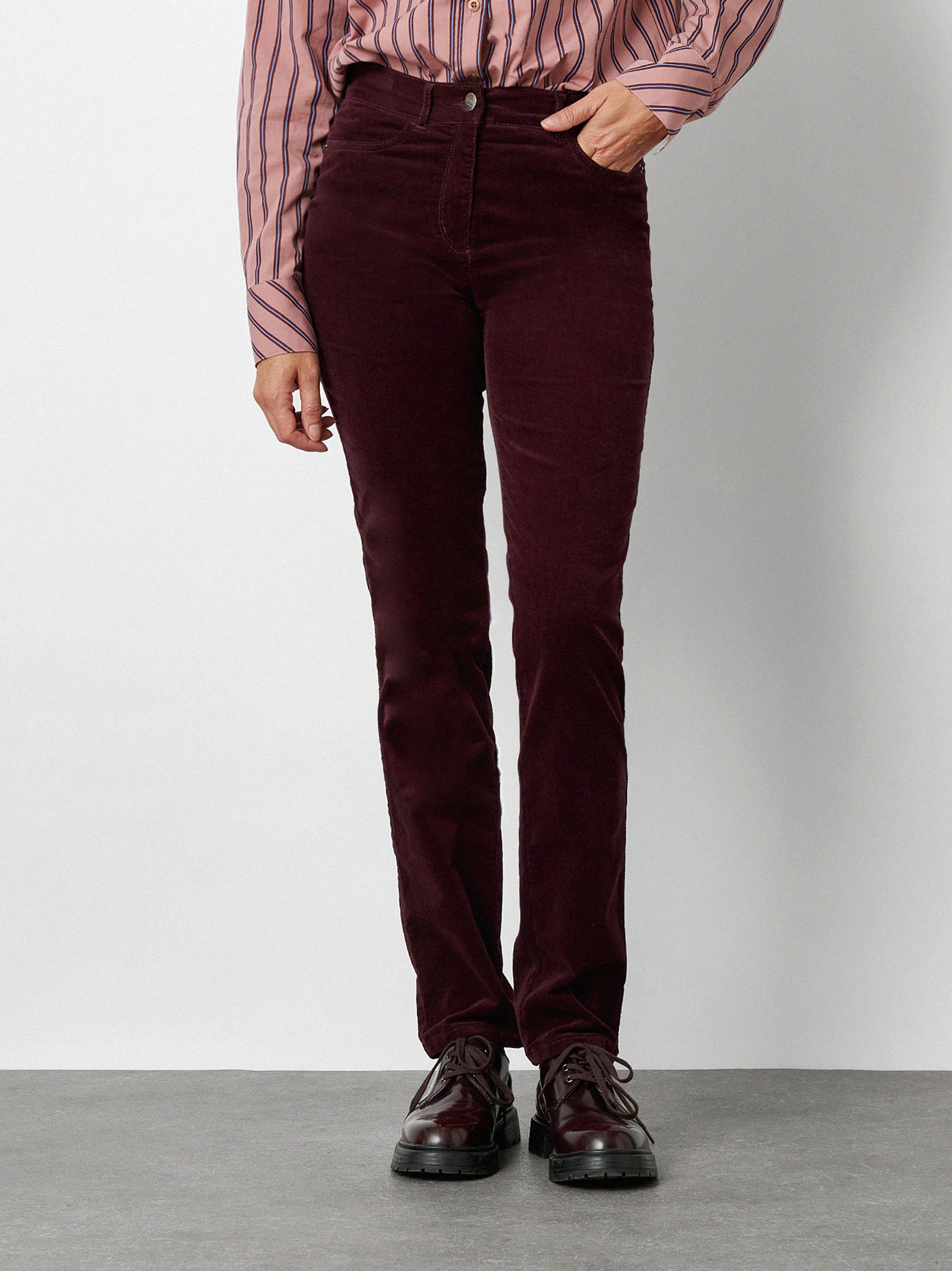 Womens trousers Be Loved in Berry, high-waist corduroy trousers, back view worn by model