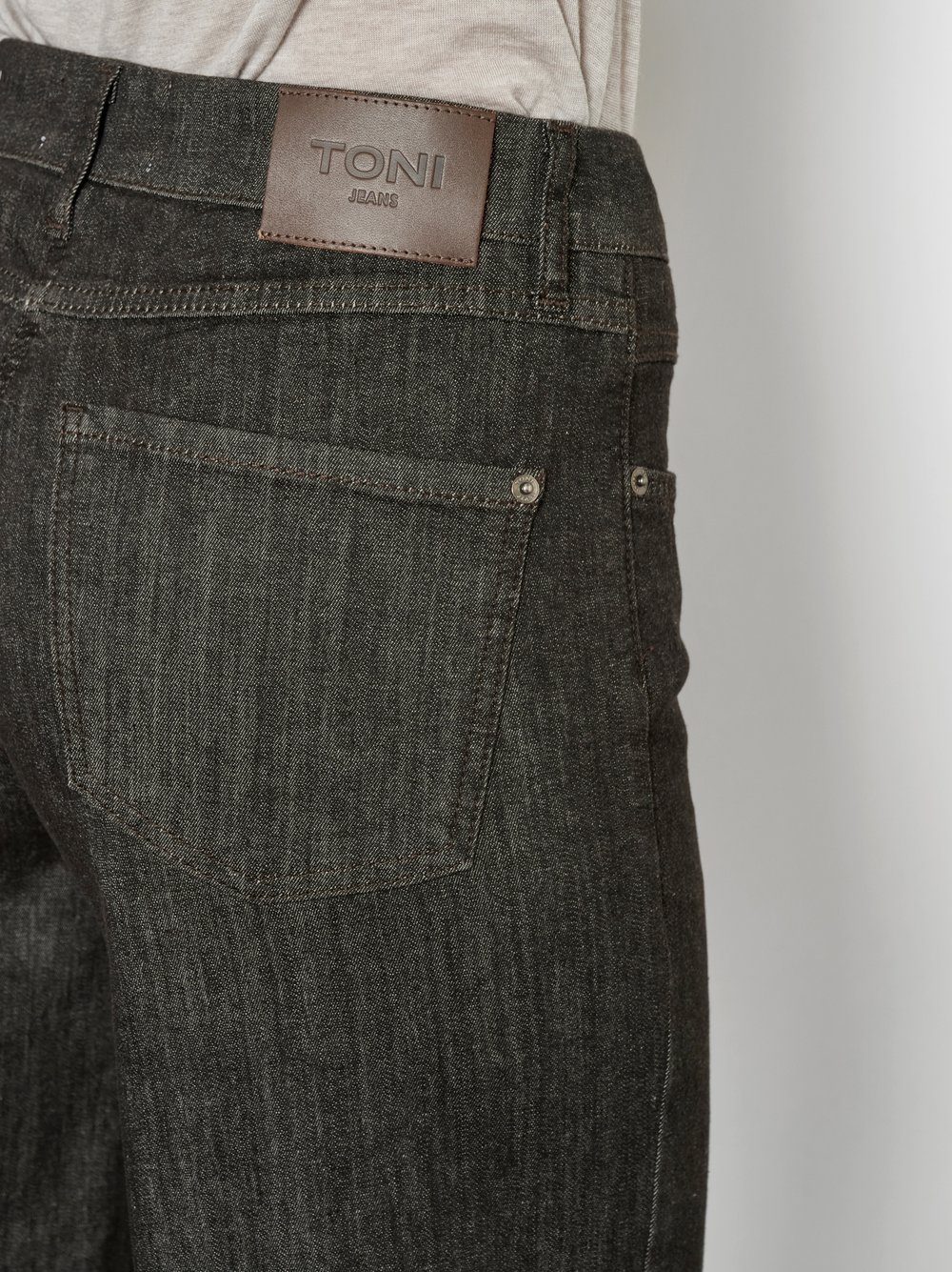 Damenjeans Liv Wide in Dunkelbraun, wide-Leg Jeans, zweite Detailansicht