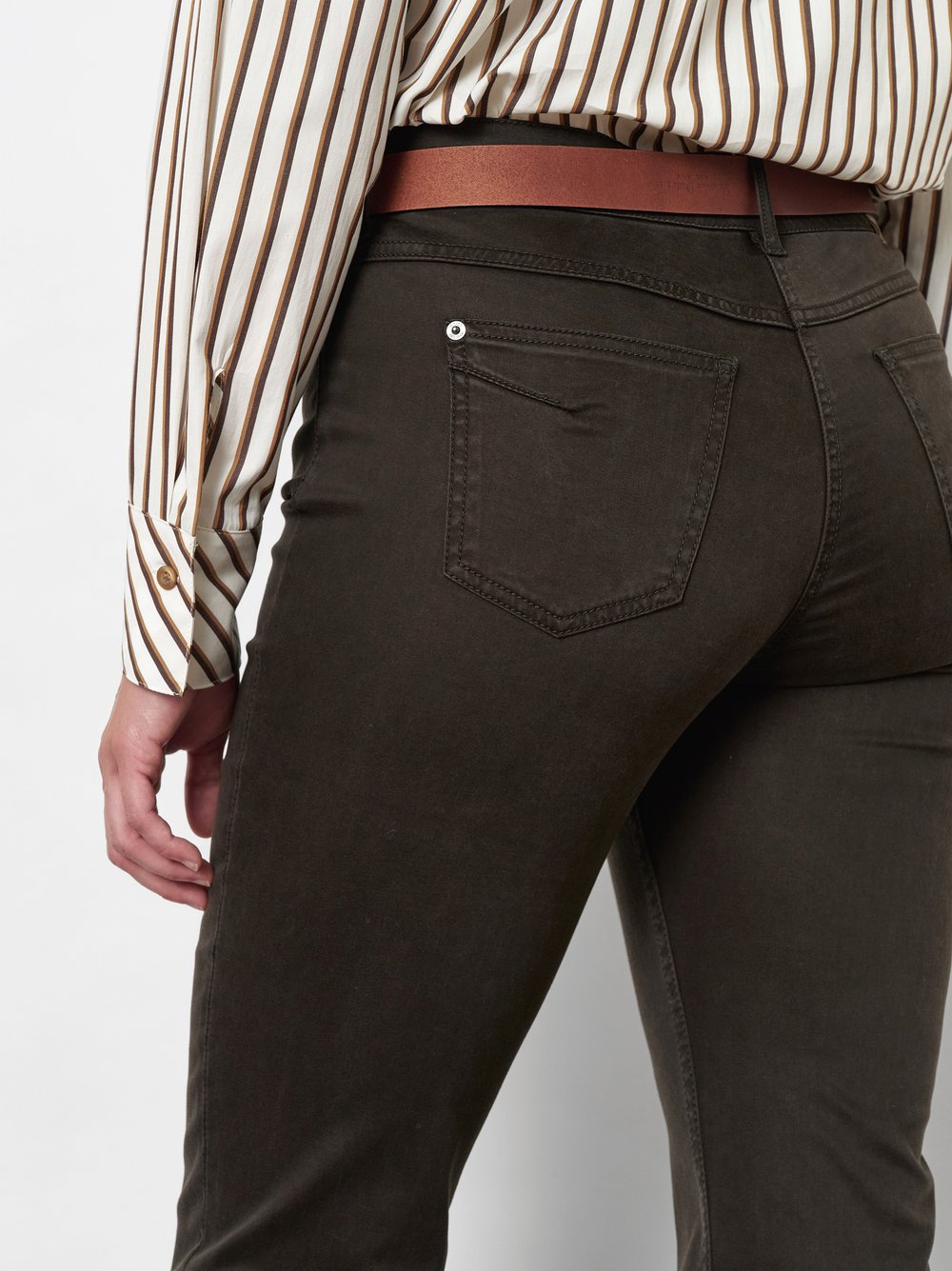 High-Waist Hose aus Baumwollsatin | Style »Be Loved« Dunkelbraun