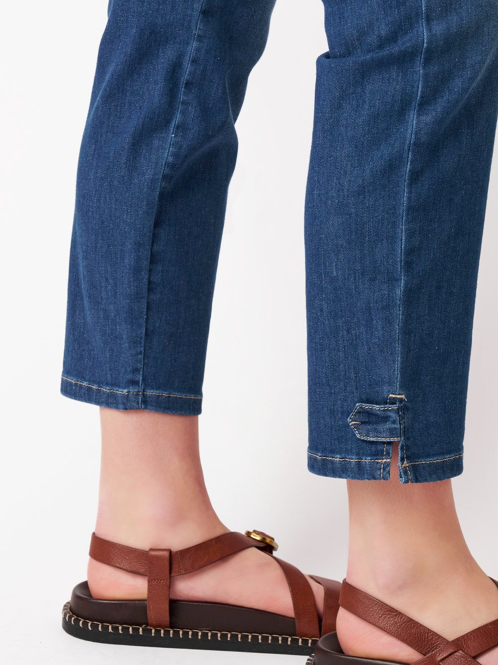 Damenjeans Be Loved 7/8 in blue, 7/8-Jeans aus Sommerdenim, Detailansicht