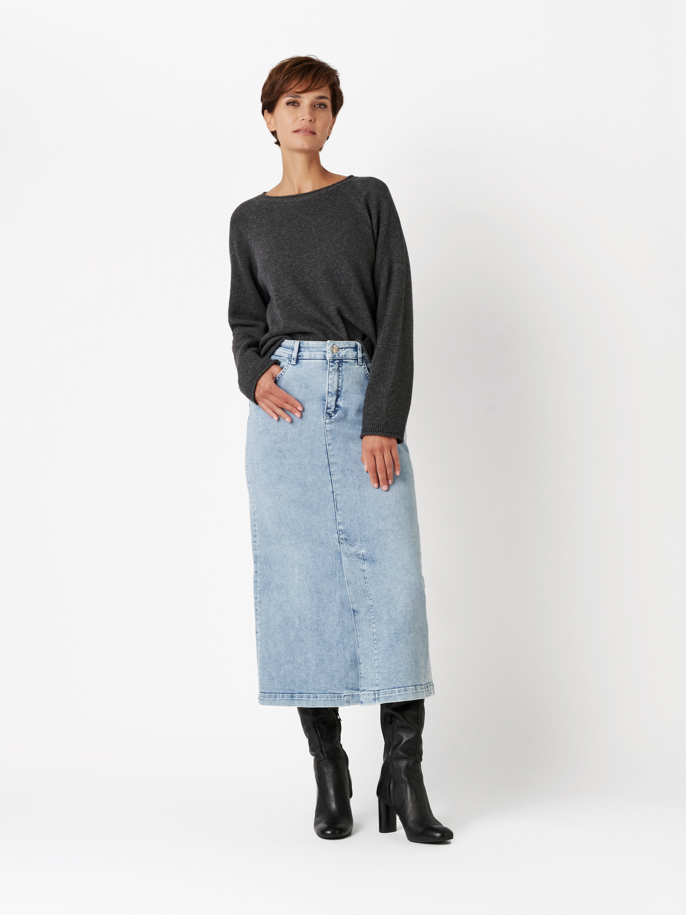 Rock Skirt light blue Outfitansicht Rock Skirt light blue Outfitansicht