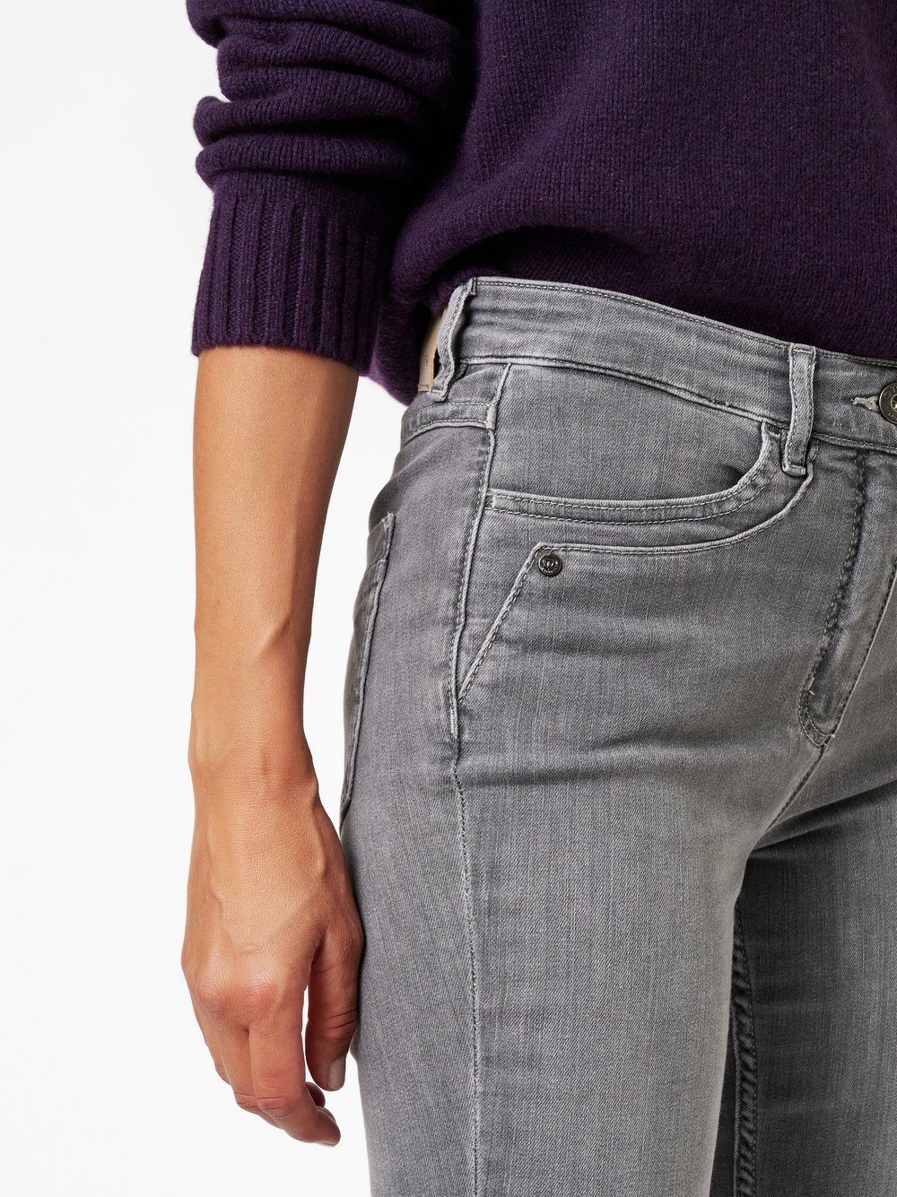 Jeans be loved grey Detailansicht Jeans be loved grey Detailansicht