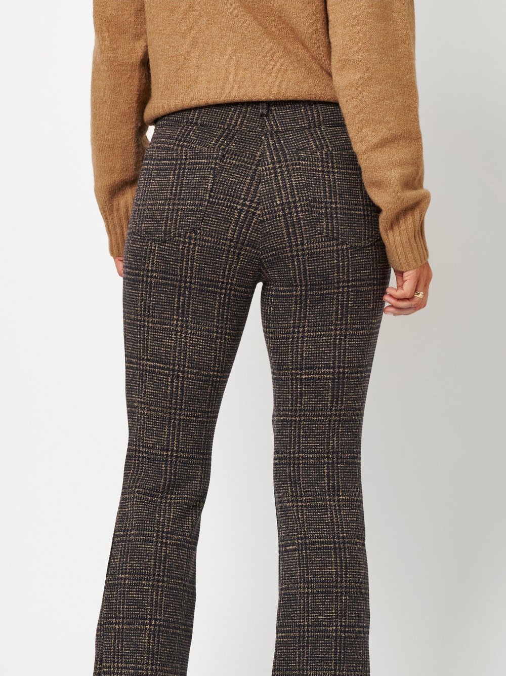Damenhose Meine beste Freundin in Dunkelbraun, bootcut-Hose mit Glencheck, zweite Detailansicht