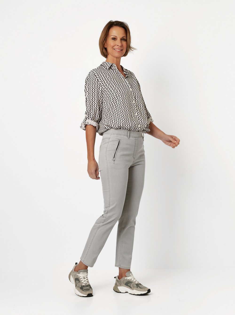 Jeans Alice grey Outfitansicht Jeans Alice grey Outfitansicht