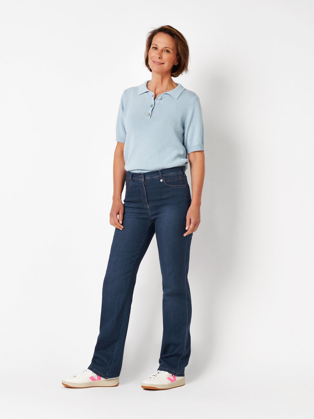 Damenjeans Meine beste Freundin Slim in blue, straight-Fit Jeans, Outfitansicht am Model
