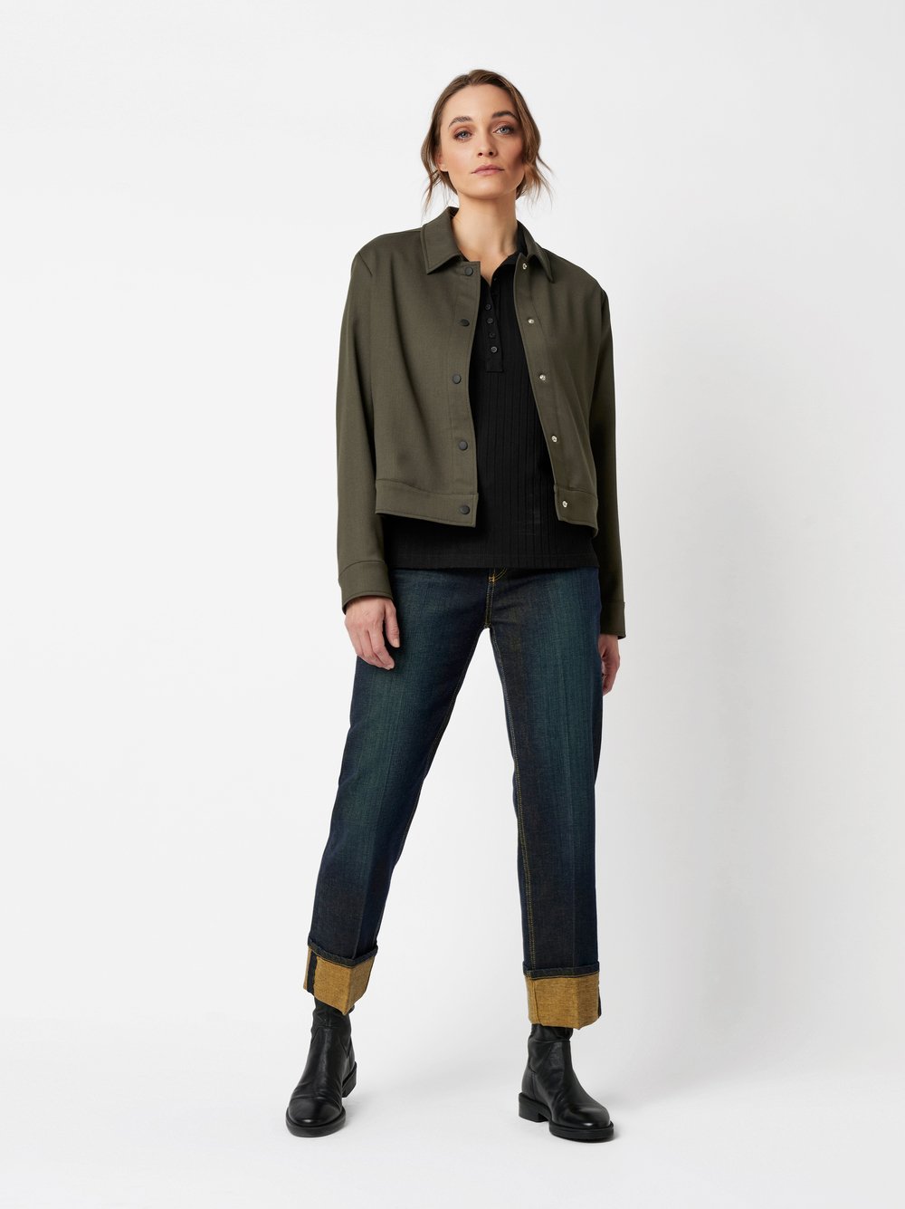 Jacke Jara olive Outfitansicht Jacke Jara olive Outfitansicht
