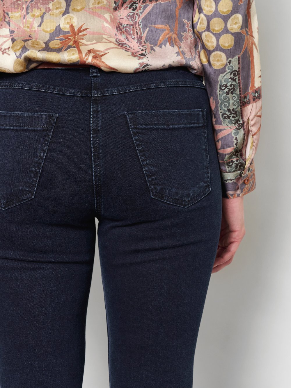 Bootcut-Jeans mit Fronttaschen | Style »Perfect Shape« Dark Blue