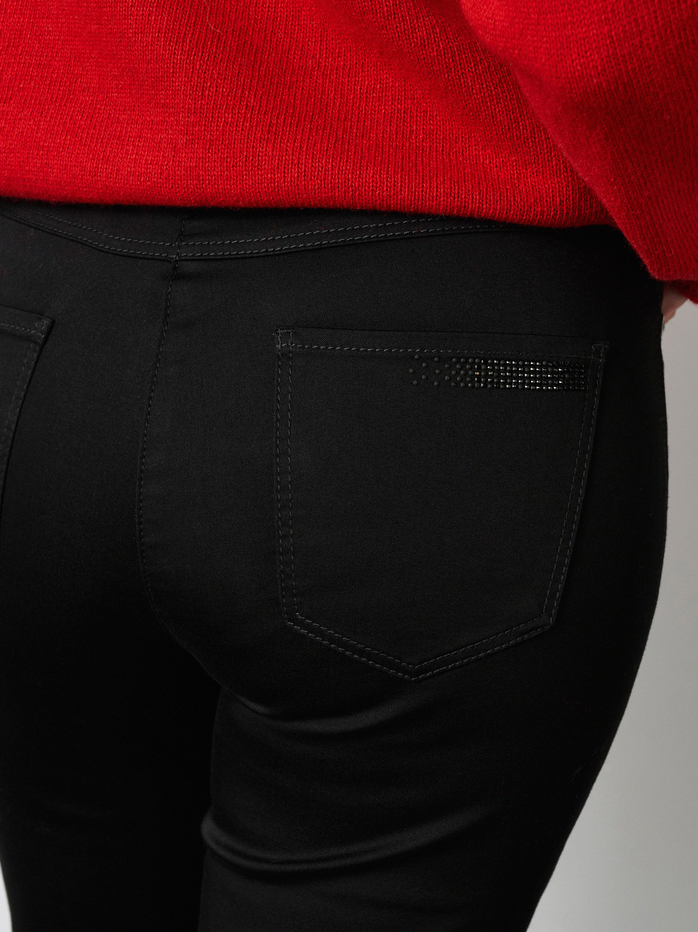 Slim-Fit Hose mit hohem Bund | Style »Be Loved« Schwarz