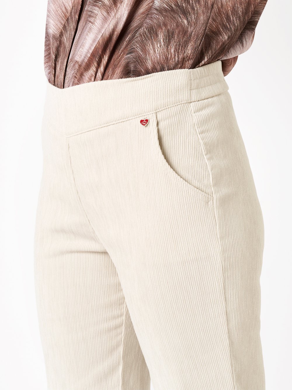 Trousers Scarlet ecru detail view Trousers Scarlet ecru detail view
