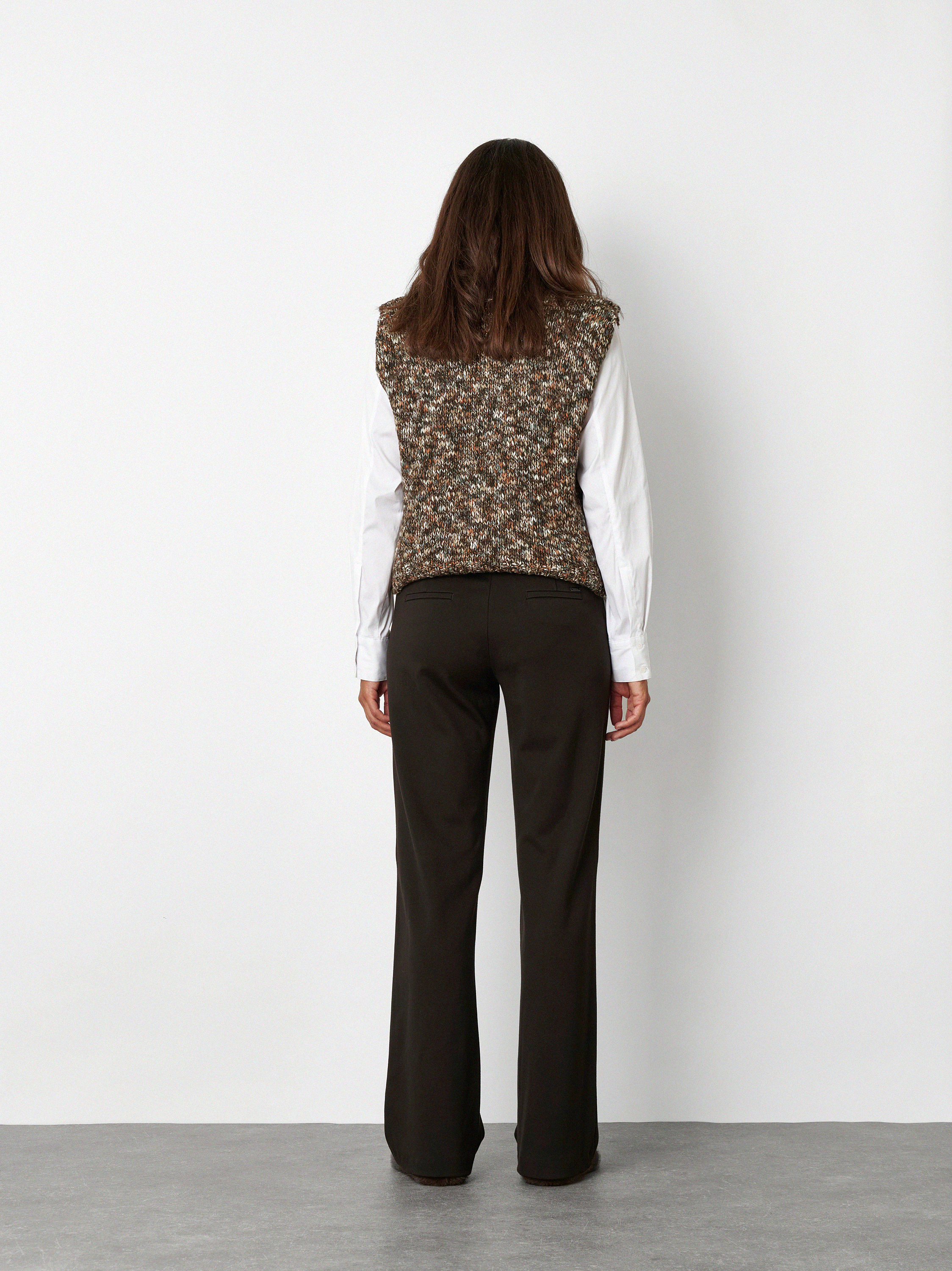 Womens trousers Jenny Wide in Dark Brown, wide-leg jersey trousers, back view worn by model