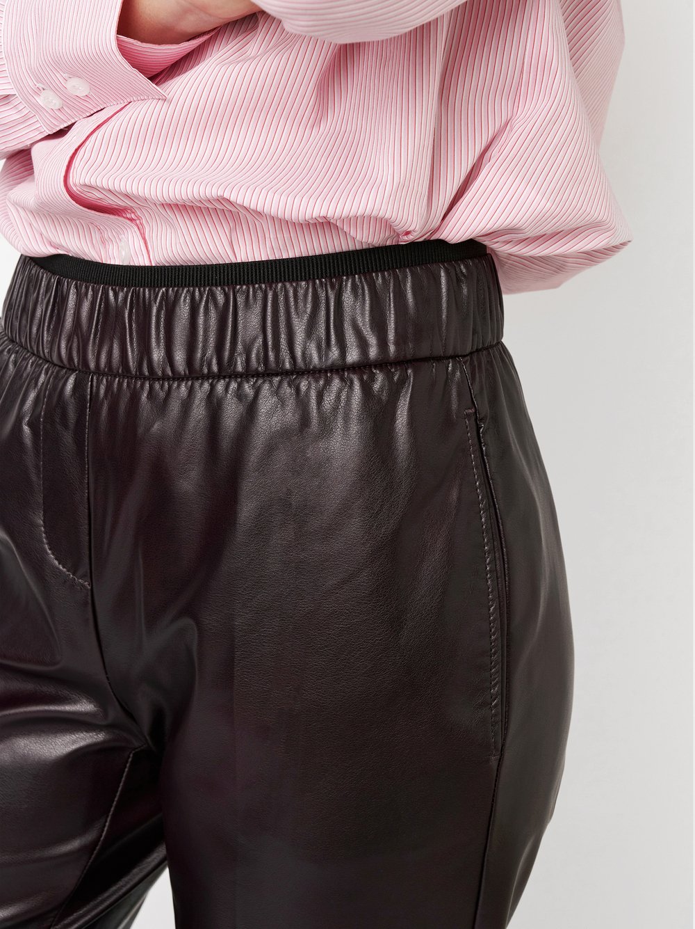 Trousers Sue wine detail view
