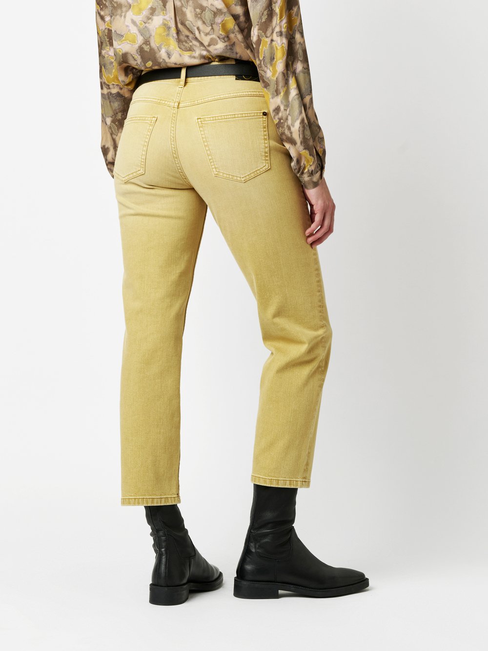 Jeans Ella curry rear view Jeans Ella curry rear view