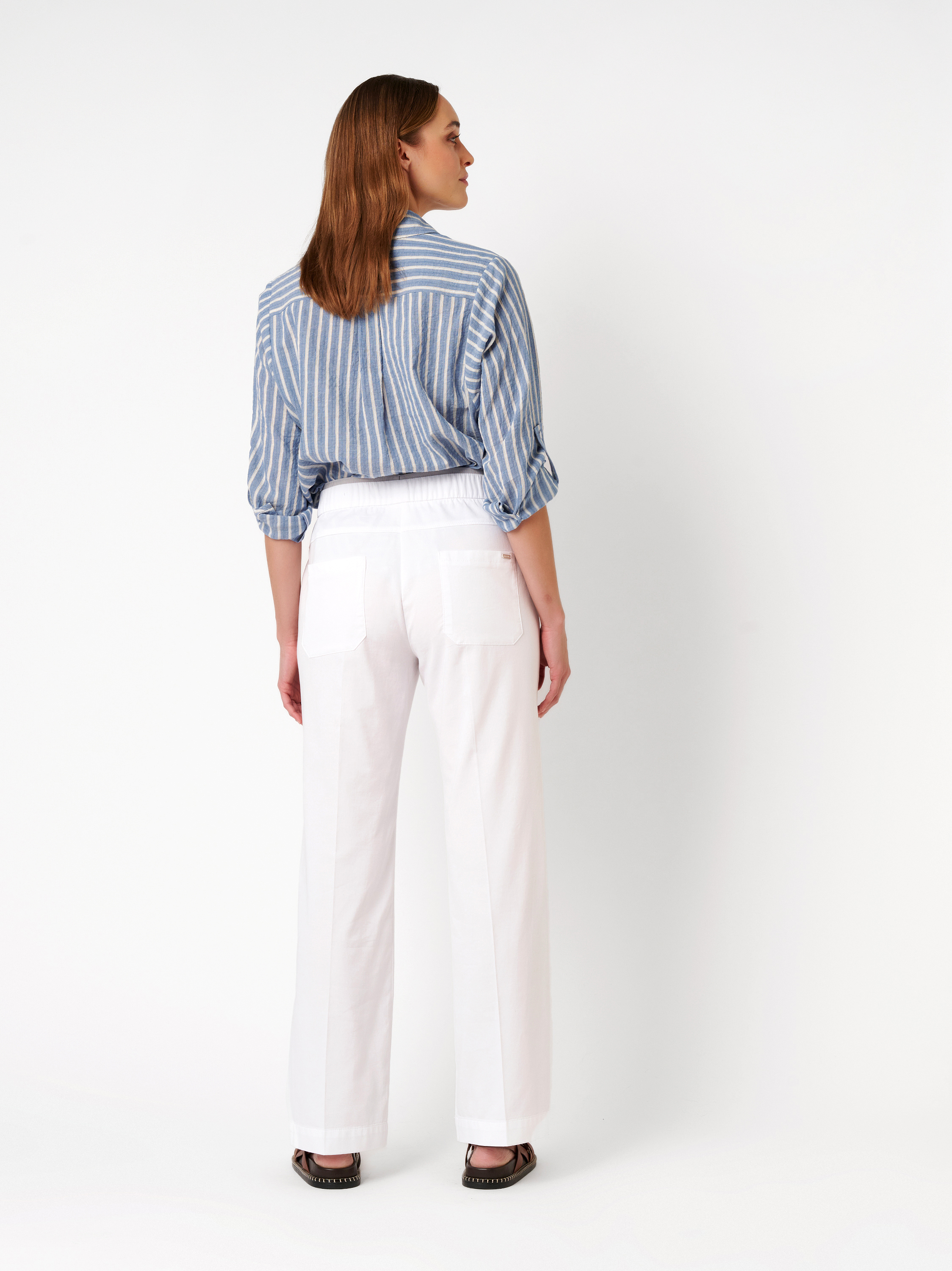 Womens trousers Sue Wide in white, wide-leg breezy trousers, back view worn by model