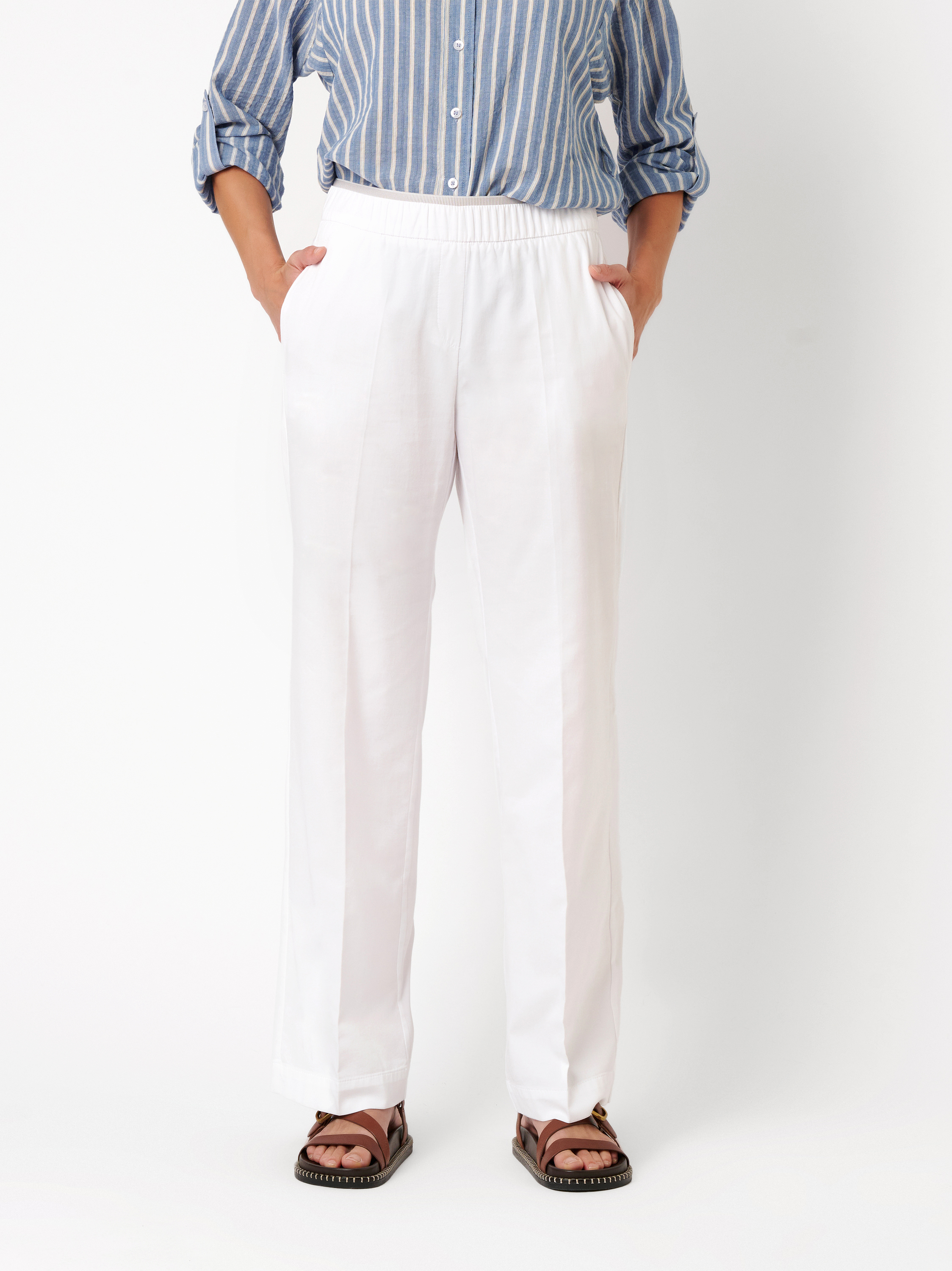Womens trousers Sue Wide in white, wide-leg breezy trousers, front view worn by model