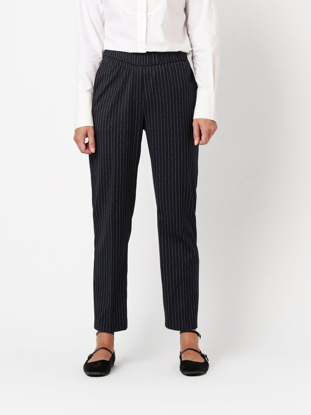 Womens trousers Sue in dark blue, pinstriped trousers with elastic waistband, front view worn by model
