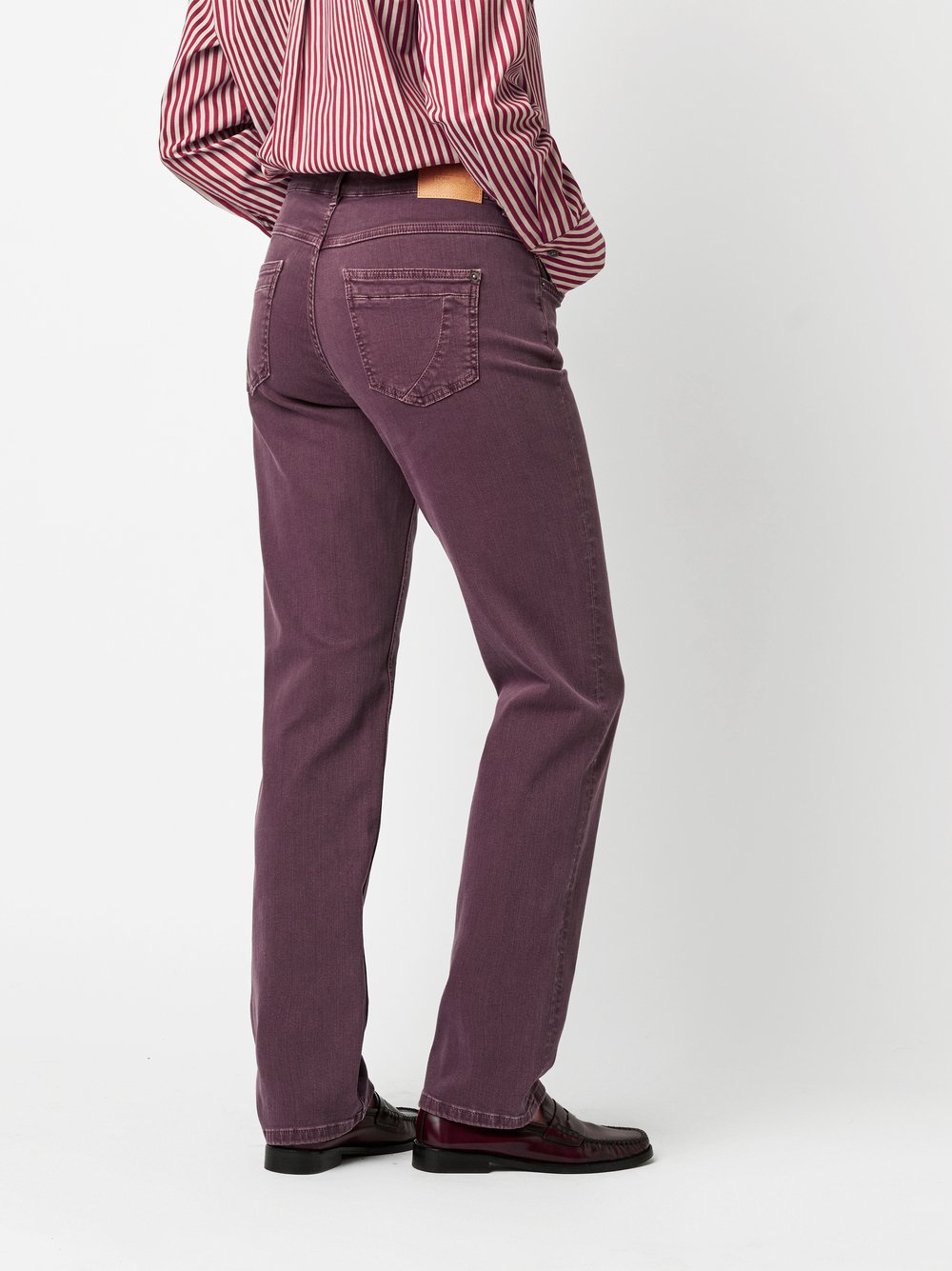 Jeans Honey mauve rear view Jeans Honey mauve rear view