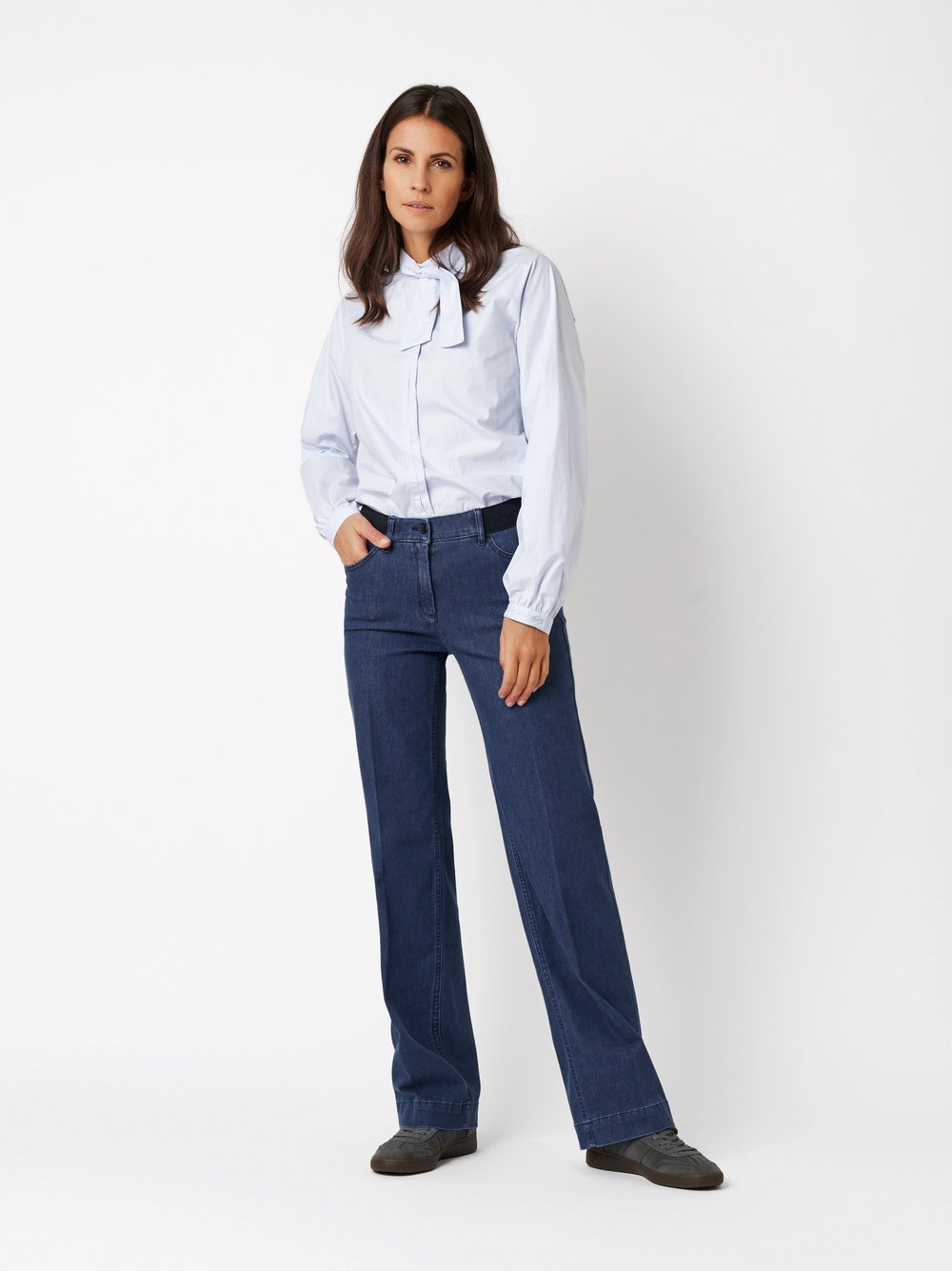 Jeans Jenny mid blue Outfitansicht