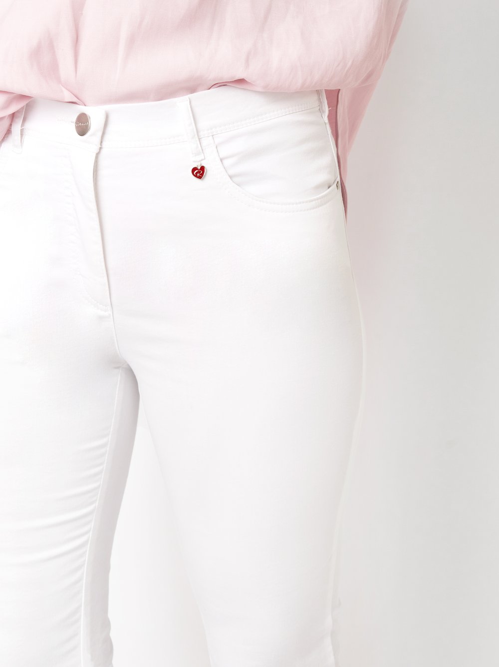 Damenhose Meine beste Freundin Capri in white, Sommerliche Capri-Hose, Detailansicht