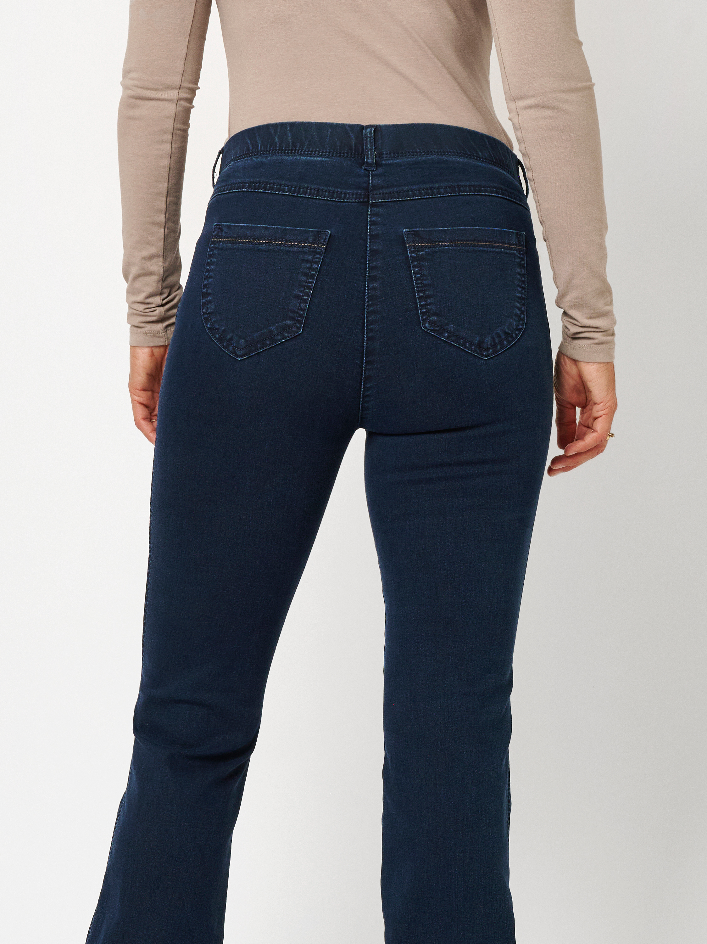 Damenhose Meine beste Freundin in Dark Blue, Modische Bootcut-Hose, zweite Detailansicht
