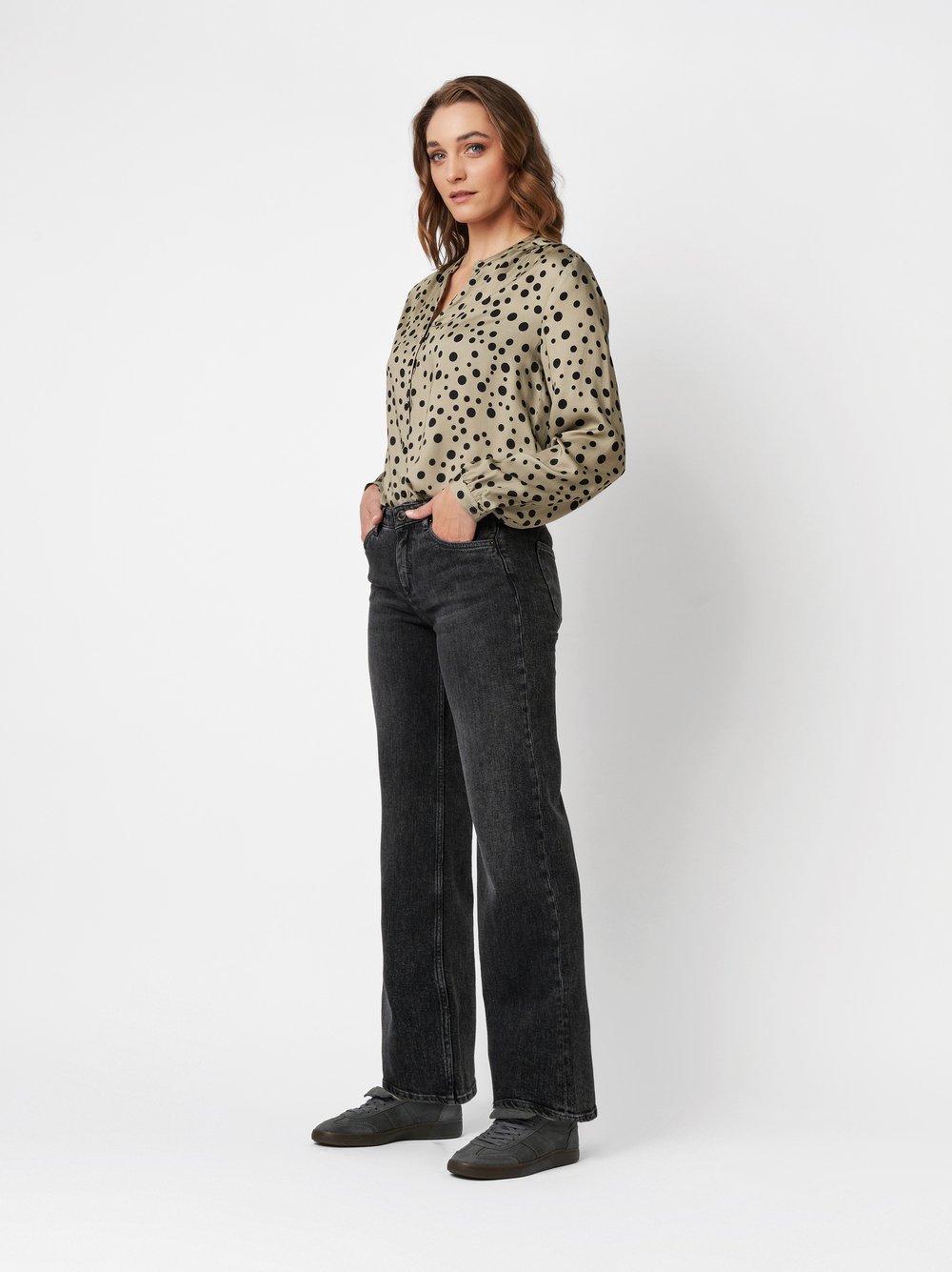 Jeans Ella anthra Outfitansicht