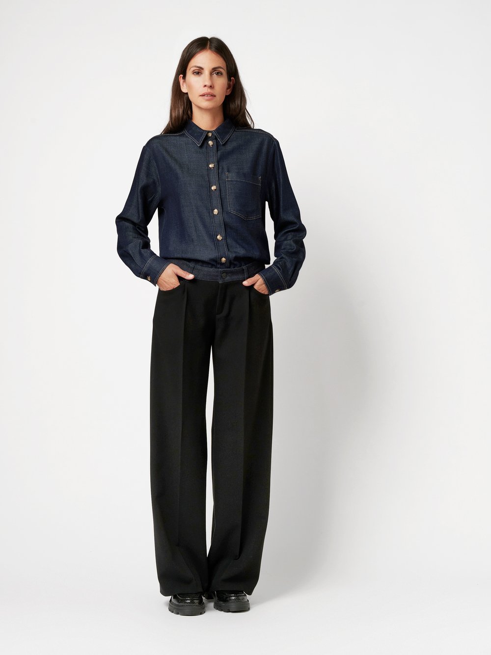 Hose Elli black Outfitansicht Hose Elli black Outfitansicht